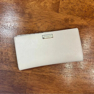 Kate Spade cream Laurel Way Stacy wallet